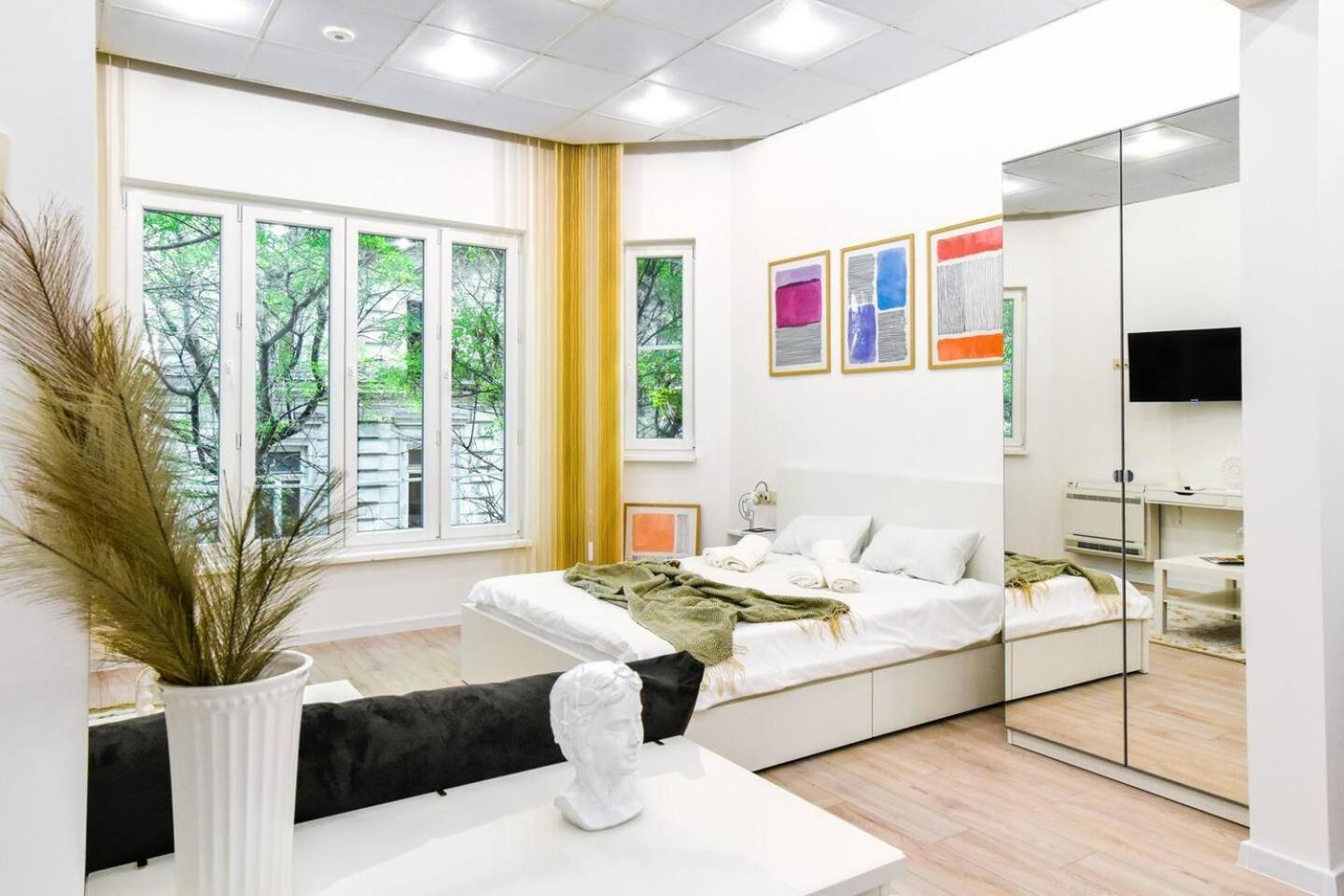 Duplex Condo Prime Location 2Bth 2 Studios 索菲亞 外观 照片